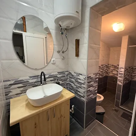 Holiday home Vikendica Cerovic